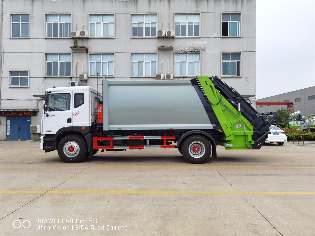国六东风D9 15方 压缩垃圾车