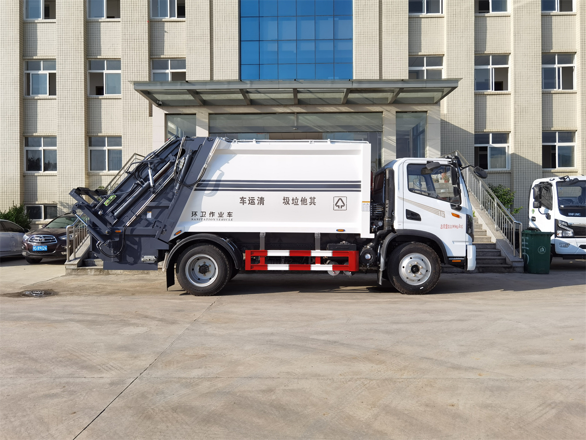 国六东风T3 10方压缩垃圾车